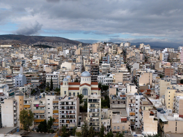 Γιατί χιλιάδες ακίνητα «χάθηκαν» από την αγορά – Τι απαντά η Τράπεζα της Ελλάδος