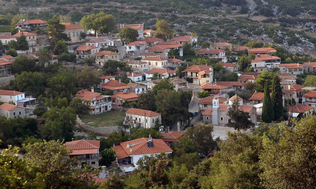 Καρυά: Απόδραση στο τηλεοπτικό «Κολοκοτρωνίτσι» - Το μαγευτικό χωριό της ορεινής Αργολίδας