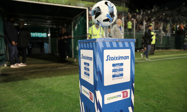 Super League: Τριπλό… άνοιγμα της αυλαίας πριν το ντέρμπι και το ντεμπούτο Μπενίτεθ