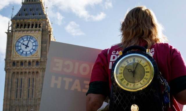 Big Ben: Η μοναδική στιγμή που σταματάει το ρολόι - Τι αποκαλύπτει ωρολογοποιός