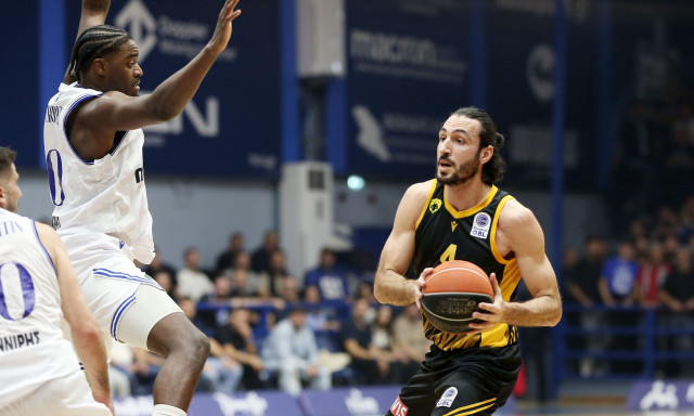 Greek Basketball League: Επιβλητικό πέρασμα της ΑΕΚ από το «Ιβανώφειο»