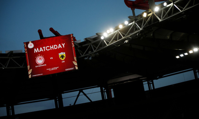 Super League: Ντέρμπι «φωτιά» Ολυμπιακού – ΑΕΚ, εντός έδρας ΠΑΟΚ και Παναθηναϊκός