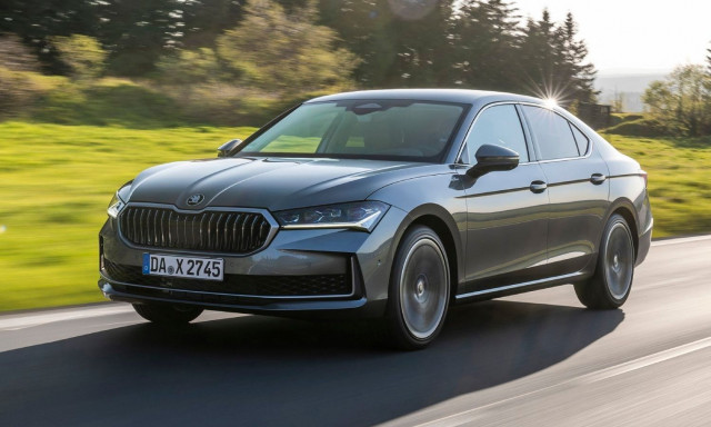Skoda: Το Superb πέτυχε νέο παγκόσμιο ρεκόρ