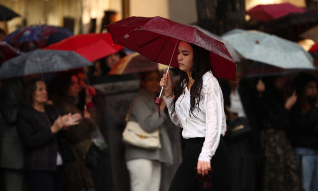 Καιρός: Πού θα «χτυπήσουν» ισχυρές καταιγίδες τις επόμενες ώρες - Τι περιμένουμε την 28η Οκτωβρίου