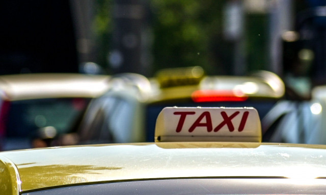 Χωρίς ταξί 5 και 6 Νοεμβρίου - Τι ζητά ο ΣΑΤΑ