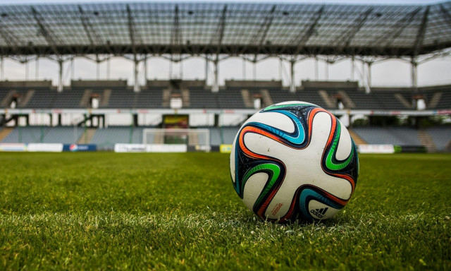 Εμβόλιμη αγωνιστική σε Ιταλία, Γαλλία και δυνατά παιχνίδια στο Κύπελλο Ελλάδας και το League Cup