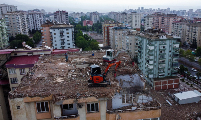 Τουρκία - Τούρκος γεωλόγος: Ο σεισμός 6,1 Ρίχτερ απελευθέρωσε τόση ενέργεια όσο μια ατομική βόμβα