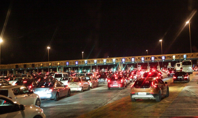 Επιστρέφουν οι εκδρομείς της 28ης Οκτωβρίου - Καθυστερήσεις από Αφίδνες μέχρι Νέα Φιλαδέλφεια