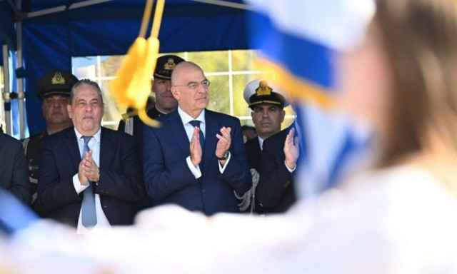 Δένδιας: Παρέλαση καινοτομίας - Πρώτο ορατό δείγμα της μετάβασης των Ενόπλων Δυνάμεων στη νέα εποχή