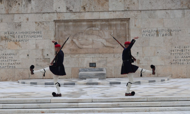 Μνημείο Άγνωστου Στρατιώτη: Σύμβολο εθνικής μνήμης και θυσίας - Η διαχρονική ιστορία του