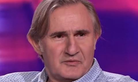 Άκης Σακελλαρίου: Συγκλονίζει για την άγνωστη περιπέτεια με την υγεία του - Βίντεο