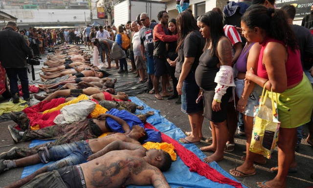 Δεκάδες σοροί σε δρόμο του Ρίο μετά την αιματηρή επιχείρηση κατά των καρτέλ: Ο ΟΗΕ ζητά έρευνα