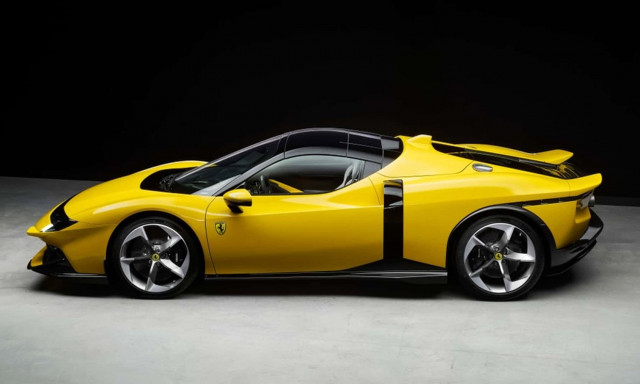 Ferrari: «Οι πελάτες μας στραβώνουν λιγάκι με την μακροχρόνια αναμονή»