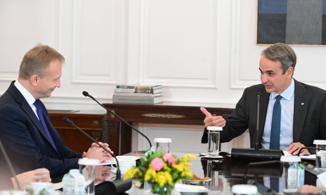 Μητσοτάκης σε Ευρωπαίο επίτροπο για τον προϋπολογισμό: «Η οικονομία μας έχει σημειώσει πρόοδο»