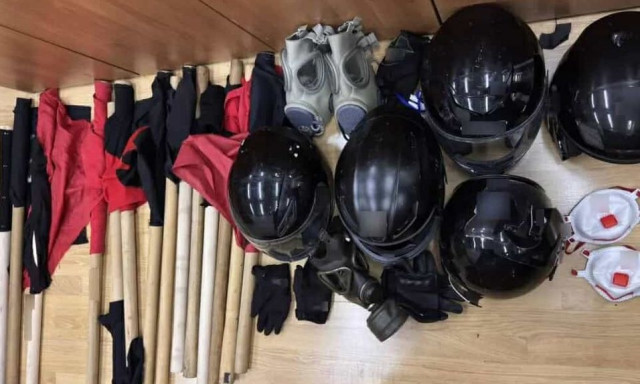 Επεισόδια στα Εξάρχεια με συλλήψεις διαδηλωτών και τραυματισμούς αστυνομικών