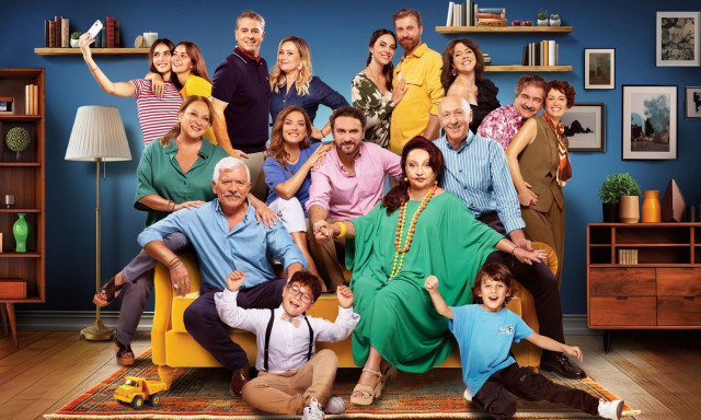 Ποιοι κρύβονται πίσω από τις επιτυχημένες σειρές της χρονιάς