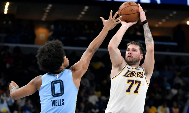 NBA: Τρομερός Ντόντσιτς, ασταμάτητοι Μπουλς - Όλα τα αποτελέσματα της βραδιάς (01/11)