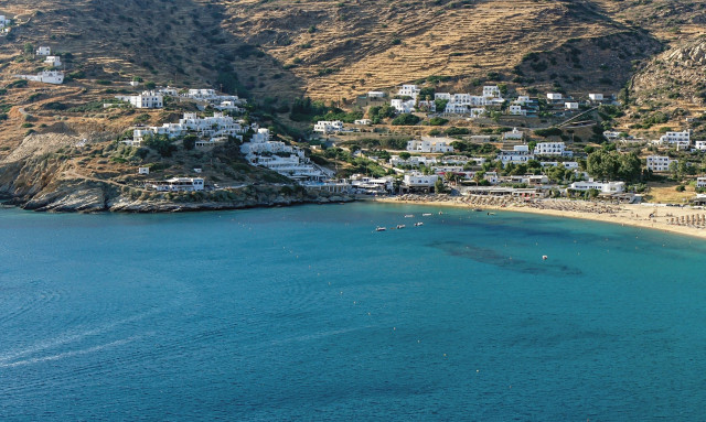 Η άλλη όψη της Ίου: Διεθνής προβολή ως «προορισμός των αντιθέσεων»