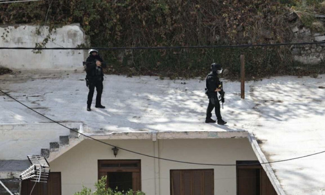 Βορίζια: «Βρήκα την αδελφή μου πεσμένη κάτω, έπαιρνα την Αστυνομία», λέει ο αδελφός της νεκρής