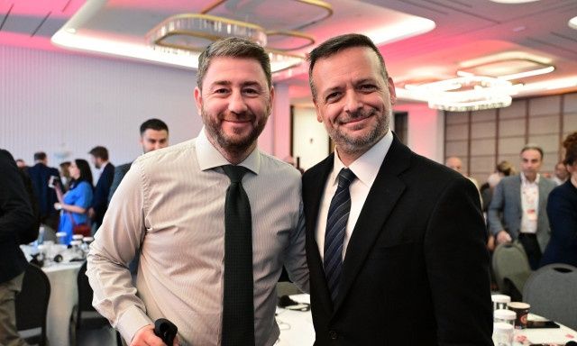 Με έξι προτάσεις η απάντηση Δούκα στον Ανδρουλάκη - Σε θετικό κλίμα η συνεδρίαση της ΚΟΕΣ