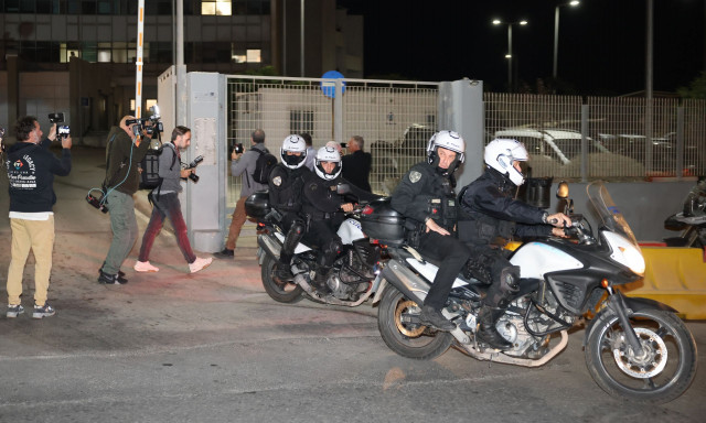 Βορίζια: «Ζούμε με φόβο, θέλουμε να τελειώσει όλο αυτό», λέει στο Newsbomb η μητέρα των συλληφθέντων