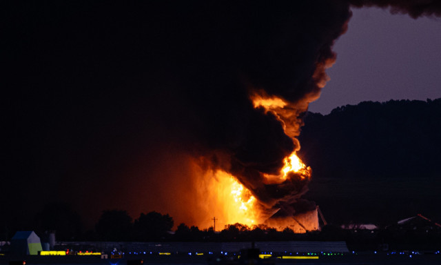 Κεντάκι: Νέα βίντεο καταγράφουν τη δραματική συντριβή αεροσκάφους - 9 οι νεκροί