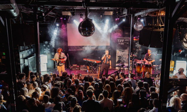 Η Θεσσαλονίκη αποθέωσε τον Κωστή Μαραβέγια – Μια ανεπανάληπτη βραδιά powered by ΟΠΑΠ