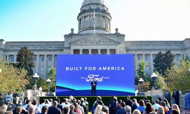 Ο CEO της Ford τρομάζει μπροστά στις δυνατότητες της Κίνας