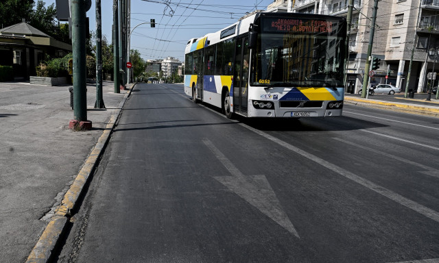 Κινητές κάμερες σε λεωφορεία κατέγραψαν παραβάτες οδηγούς στη Λεωφόρο Μεσογείων