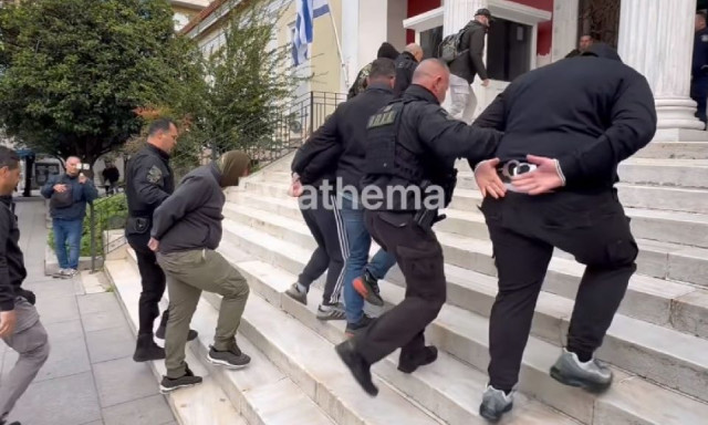 Χαλκίδα: Απολογούνται οι 4 συλληφθέντες για τη δολοφονία του 20χρονου