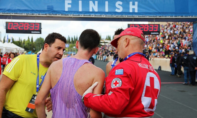 Ο Ελληνικός Ερυθρός Σταυρός αντιμετώπισε επιτυχώς 1.320 έκτακτα περιστατικά στον Μαραθώνιο