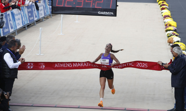 42ος Μαραθώνιος - Ματίνα Νούλα: «Ήθελα πολύ την πρώτη θέση και τα κατάφερα», λέει στο Newsbomb