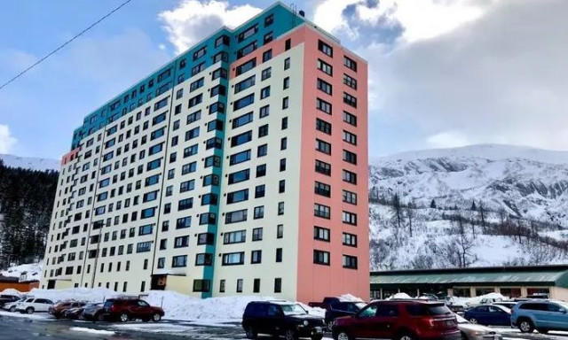 Αλάσκα: Εκεί όπου μία ολόκληρη πόλη ζει κάτω από την ίδια στέγη