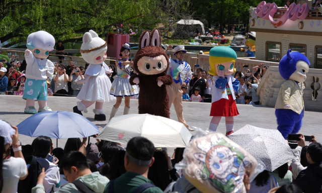 Labubu: Οι δημιουργοί τους άνοιξαν πάρκο ψυχαγωγίας στο Πεκίνο