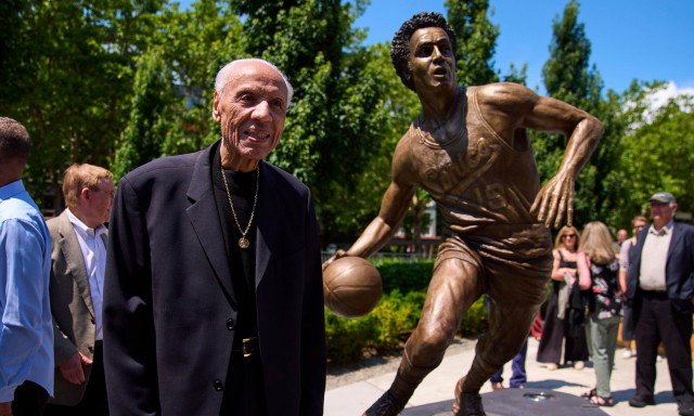 Θρήνος στο NBA: Πέθανε ο Λένι Ουίλκενς, τριπλός Hall of Famer και μορφή-σύμβολο του μπάσκετ