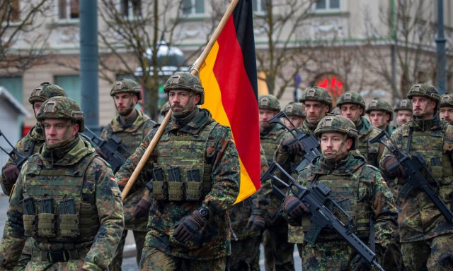 Υπέρ της επαναφοράς της στρατιωτικής θητείας η πλειοψηφία των Γερμανών - Δημοσκόπηση