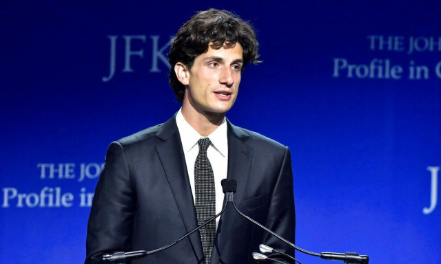 ΗΠΑ: O νέος Κένεντι που βάζει πλώρη για το Κογκρέσο - Ο φωτογενής εγγονός του JFK