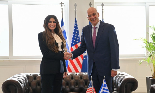 Ο Δένδιας συναντήθηκε με την Κίμπερλι Γκίλφοϊλ