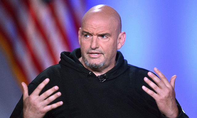 Στο νοσοκομείο ο Αμερικανός γερουσιαστής Φέτερμαν - Υπέστη επεισόδιο κοιλιακής μαρμαρυγής