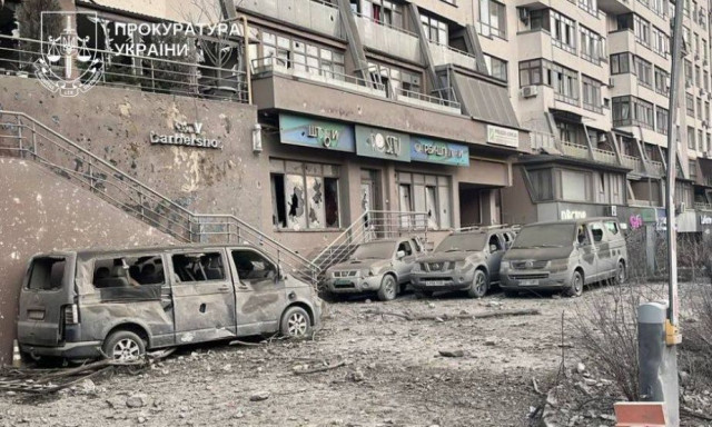 Ρωσικός πύραυλος χτύπησε την πρεσβεία του Αζερμπαϊτζάν στο Κίεβο - Έντονη διαμαρτυρία από το Μπακού