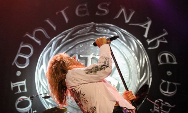 David Coverdale: Ο θρυλικός τραγουδιστής των Whitesnake «κρεμάει» το μικρόφωνό του