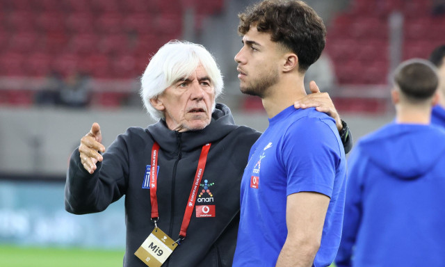 Εθνική Ελλάδας: Με Βλαχοδήμο και Μουζακίτη στην ενδεκάδα