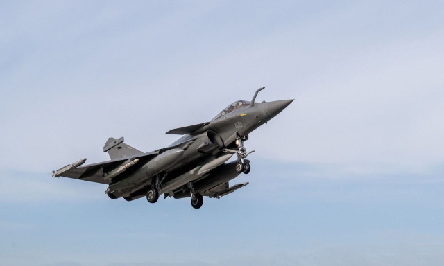 Ρωσία: Προειδοποιεί Ευρώπη και Ελλάδα να μην φιλοξενήσουν γαλλικά βομβαρδιστικά με πυρηνικά όπλα