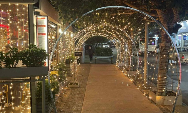 Το Ρέθυμνο φοράει τα Χριστουγεννιατικά του από τον Νοέμβριο