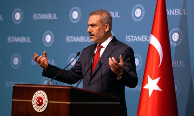 Προκλητικός Φιντάν: «Ιστορική παραίσθηση» η μη αποδοχή της λύσης δύο κρατών στην Κύπρο