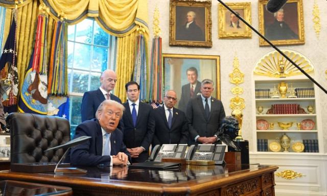 Τραμπ: Είμαι μέσα, να δημοσιευθούν τα αρχεία Επστάιν, να μην αποσπάται η προσοχή από τη δουλειά μας