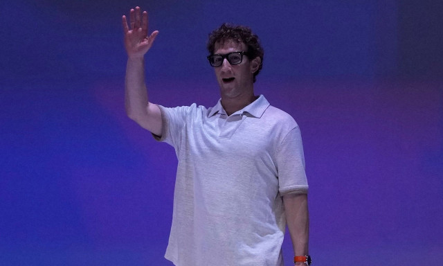 Νίκη της Meta στην ιστορική αντιμονοπωλιακή δίκη - «Σώθηκαν» WhatsApp- Instagram