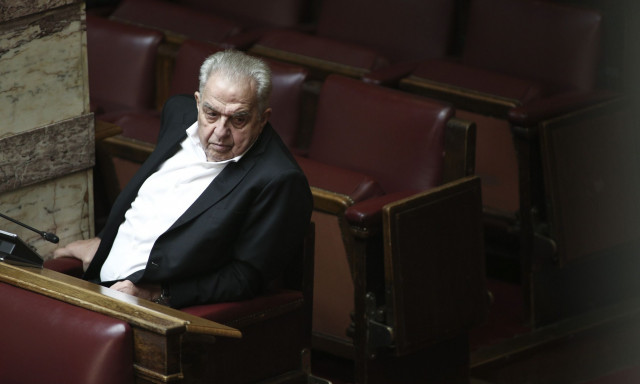 Όταν γνώρισα τον Αλέκο Φλαμπουράρη - Η σιωπηλή δύναμη που έμαθα να εμπιστεύομαι