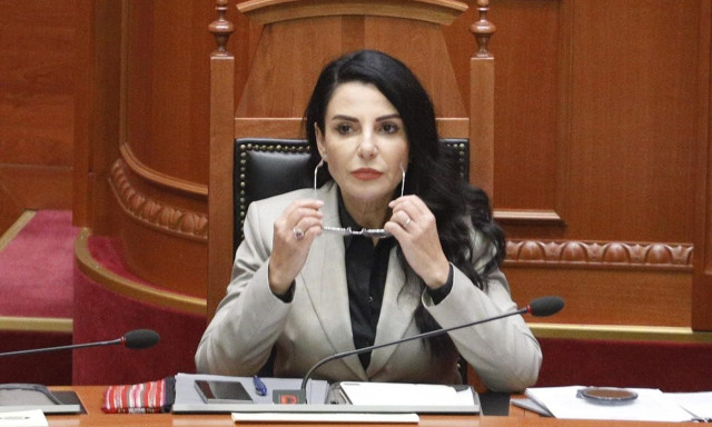 Αλβανία: Αποπέμθηκε η αντιπρόεδρος της κυβέρνησης - Αντιμετωπίζει κατηγορίες για διαφθορά
