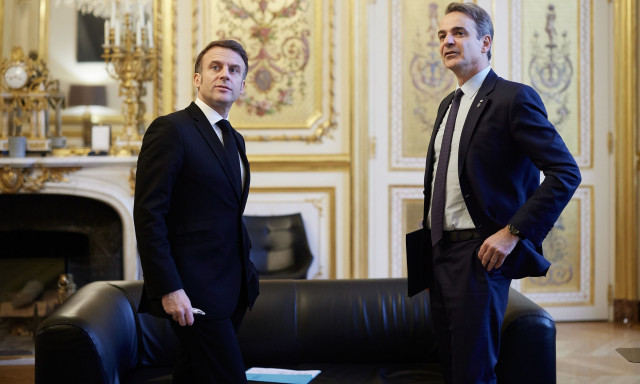 «Ευχαριστούμε τους Έλληνες»: Πώς η πρόωρη αποπληρωμή των δανείων από την Ελλάδα βοήθησε την Γαλλία